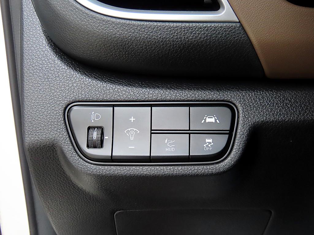 KIA Seltos 2020 Blanco - Importación desde Corea - HF Imports Iquique - Foto 13