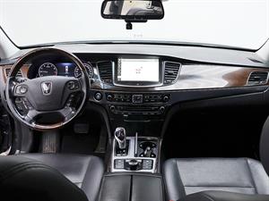 HYUNDAI Equus - Vista 10