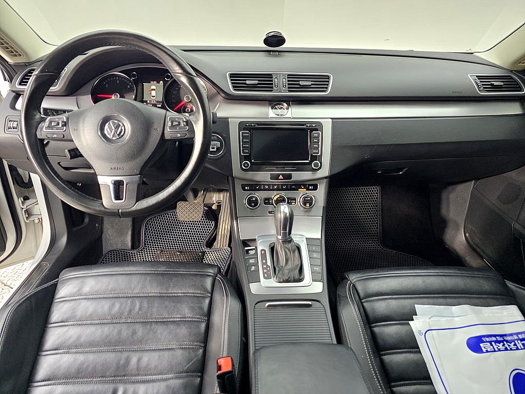 Volkswagen CC - Vista 5