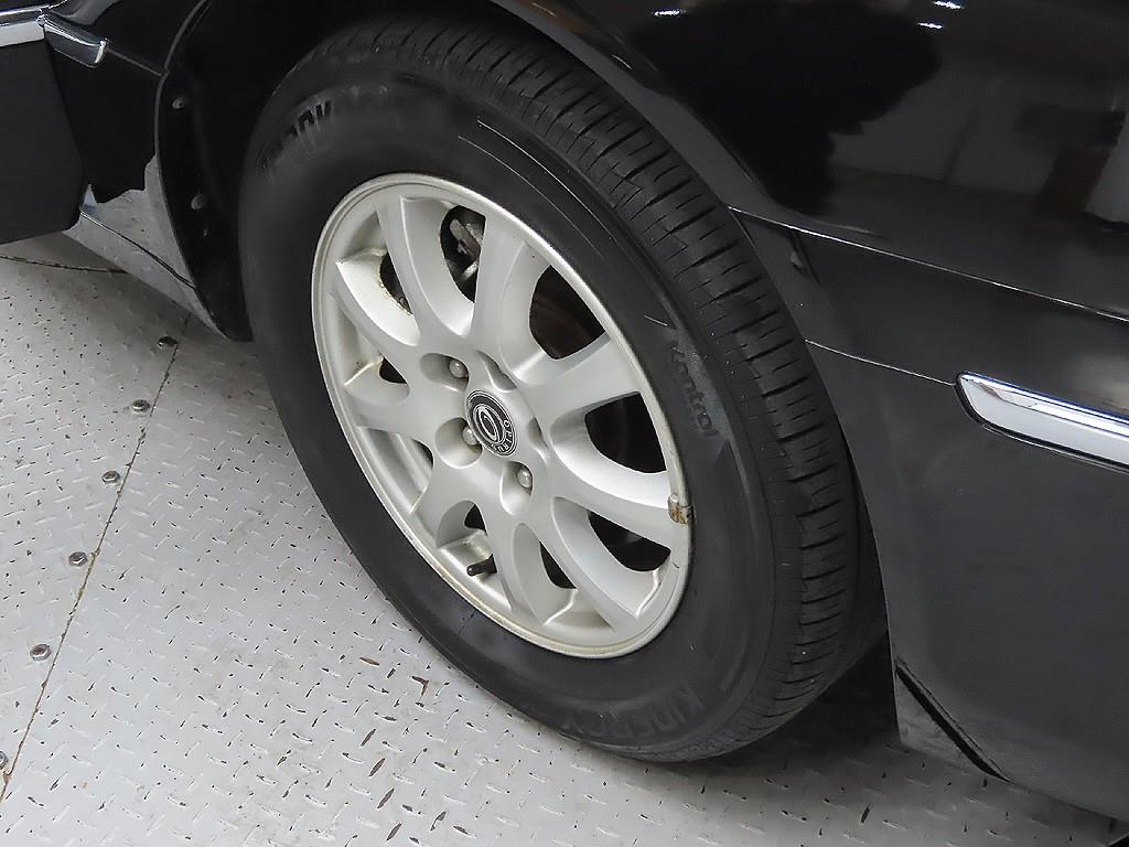 KIA Opirus - Vista 9