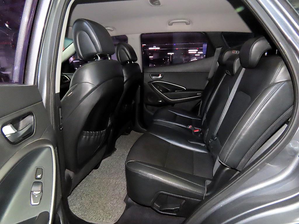 HYUNDAI Santa Fe - Vista 7