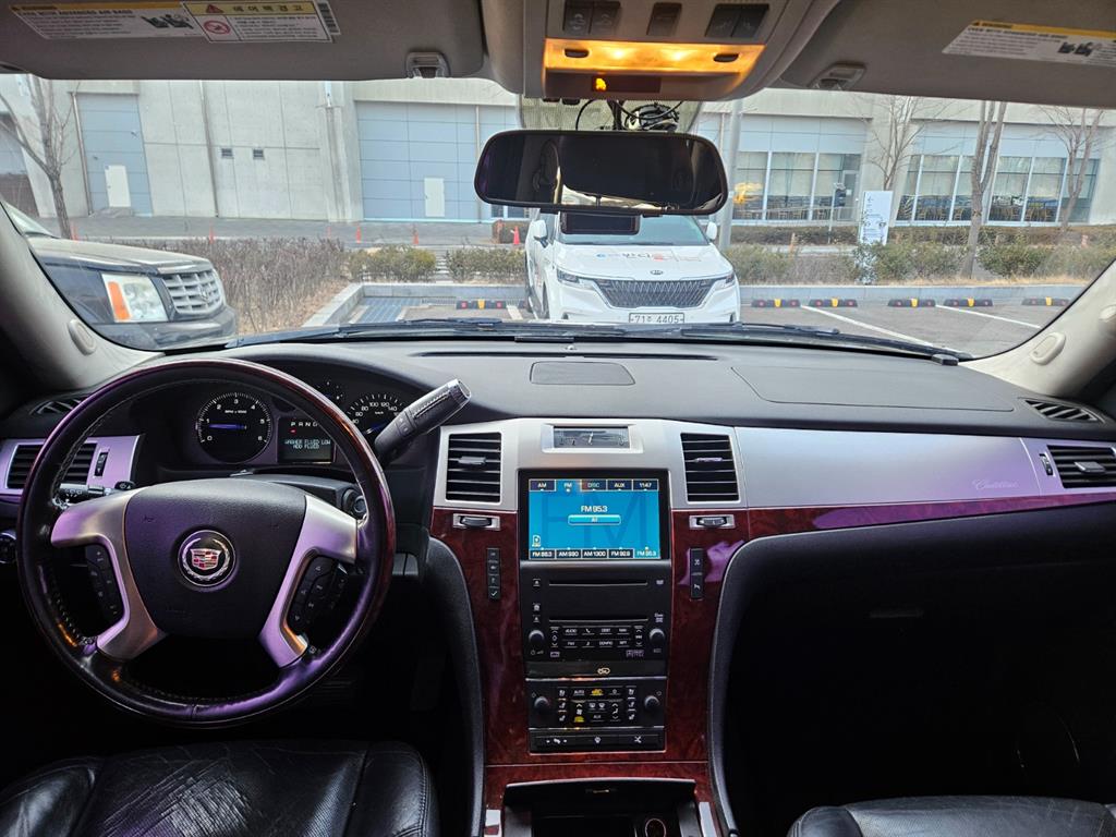 Cadillac Escalade - Vista 8