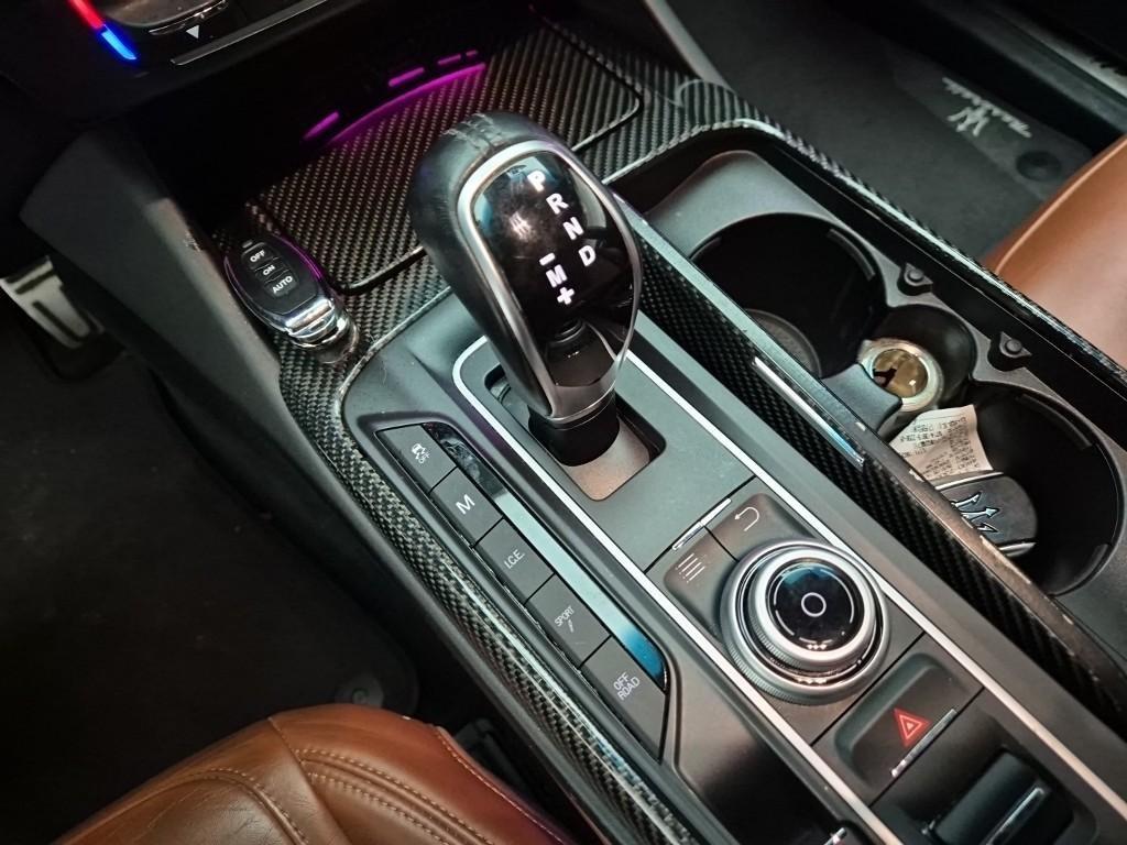 Maserati Levante - Vista 8