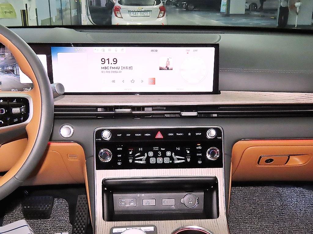 Genesis GV80 - Vista 11