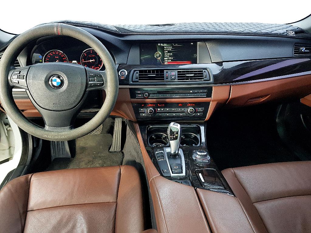 BMW 5 Series - Vista 5