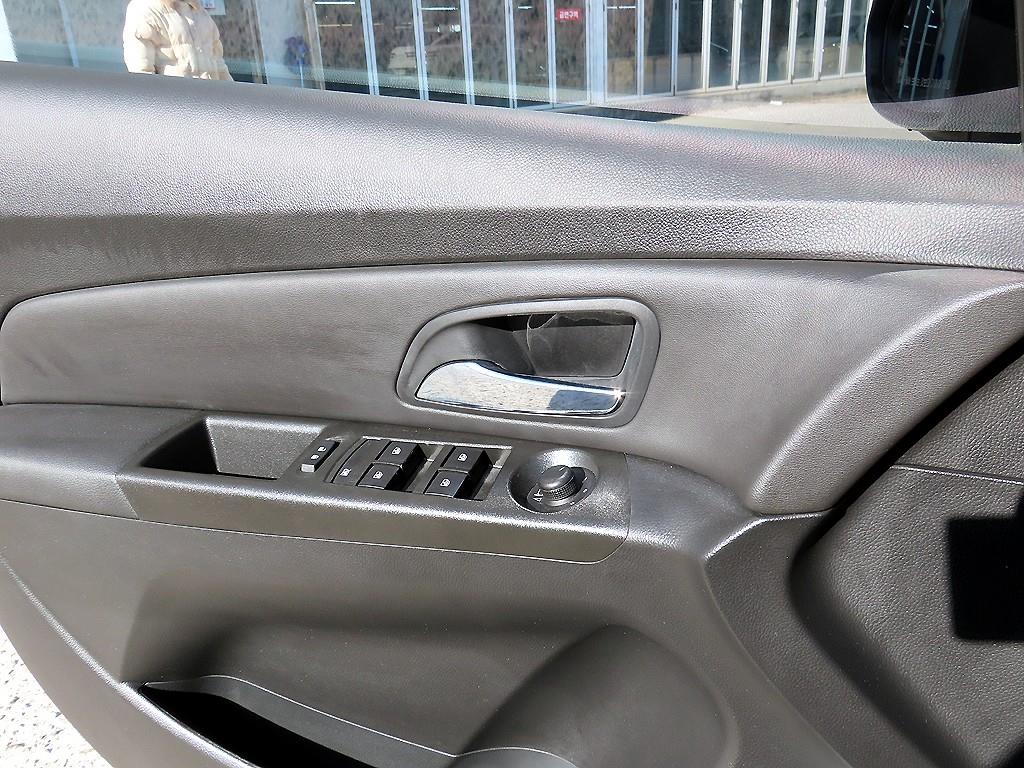 Chevrolet Cruise - Vista 11