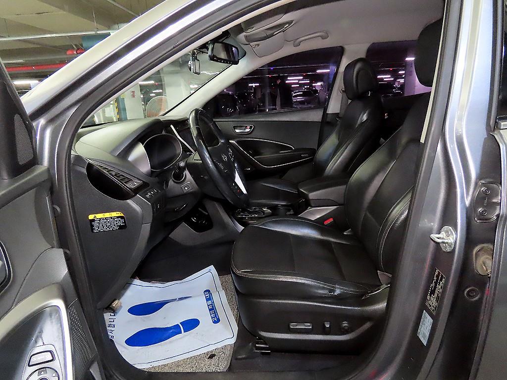 HYUNDAI Santa Fe - Vista 6