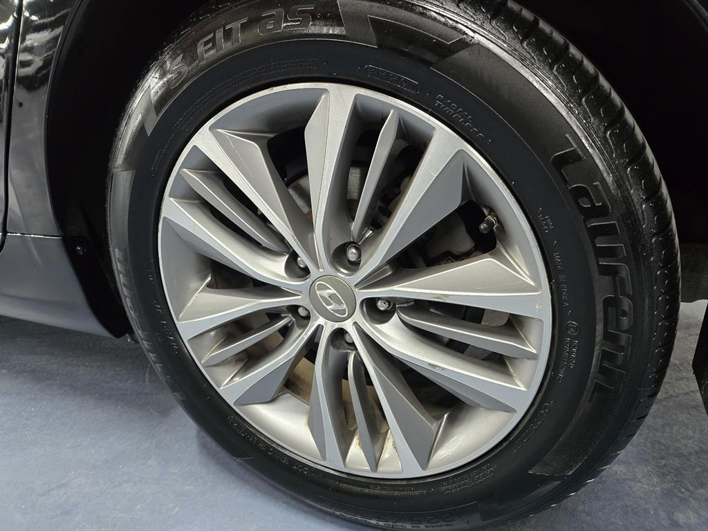 HYUNDAI Grandeur 2016 Negro - Importación desde Corea - HF Imports Iquique - Foto 17