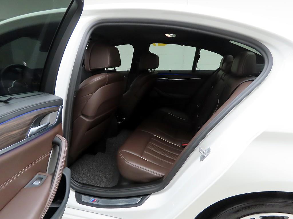 BMW 5 Series - Vista 12