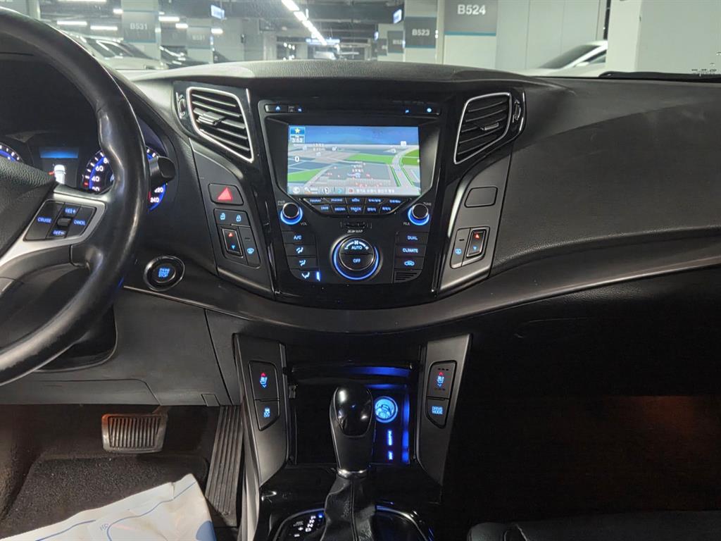 HYUNDAI i40 2015 Plateado - Importación desde Corea - HF Imports Iquique - Foto 15