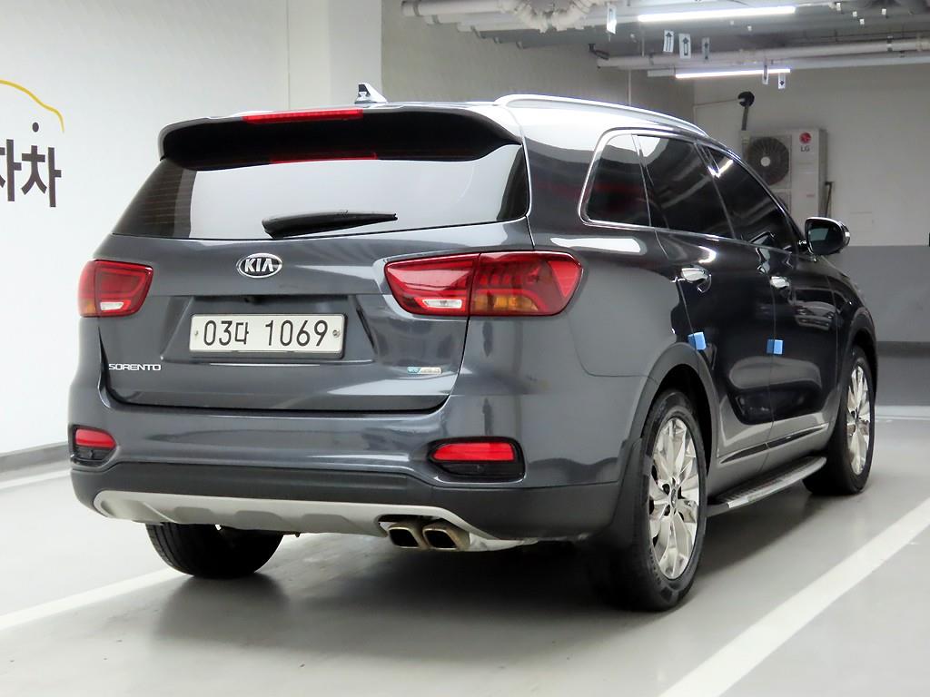 KIA Sorento - Vista 4
