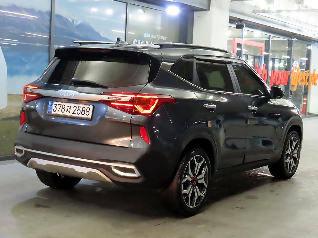 KIA Seltos - Vista 4