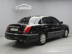 KIA Opirus - Vista 8