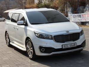 KIA Carnival - Vista 4