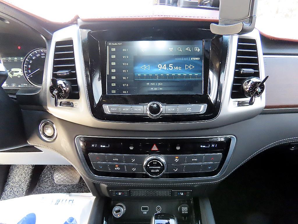 Ssangyong Rexton - Vista 12