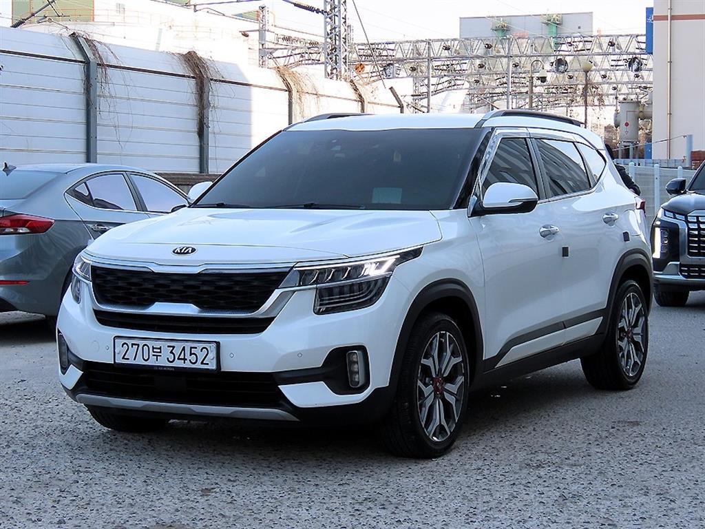 KIA Seltos - Vista 2