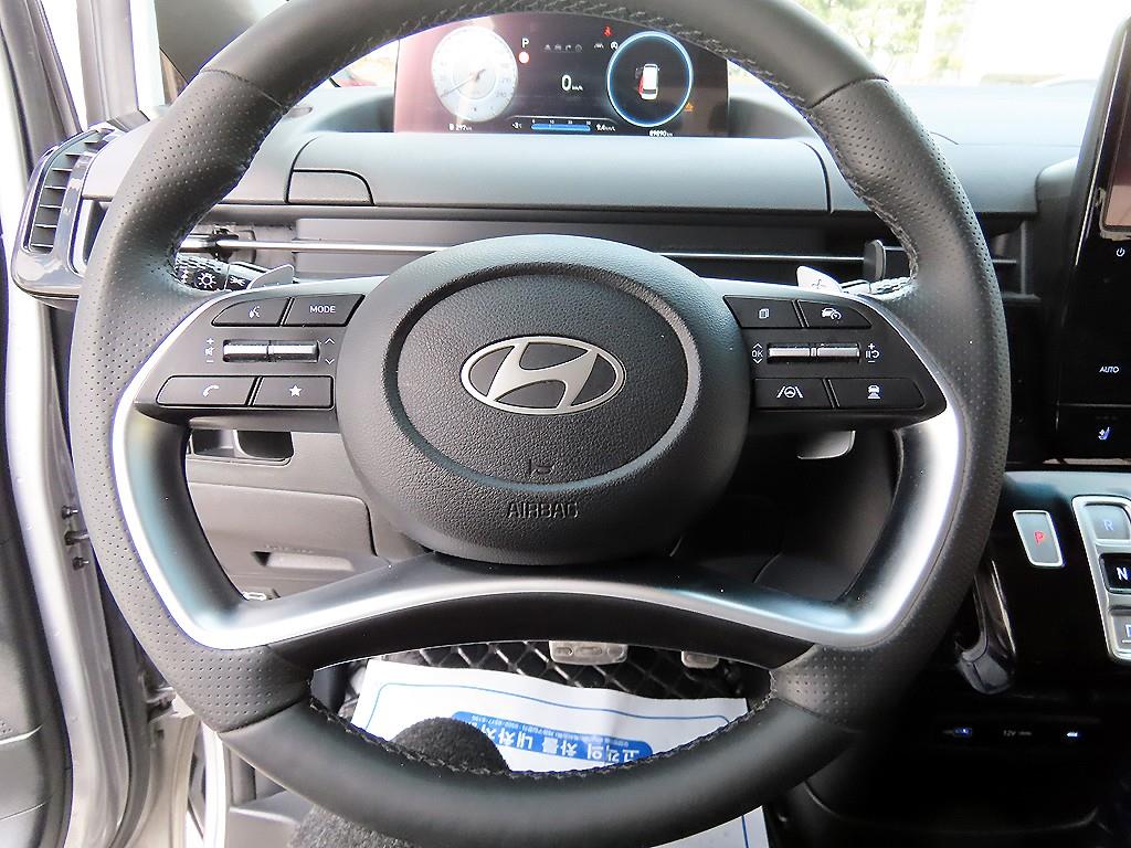 HYUNDAI Staria - Vista 9