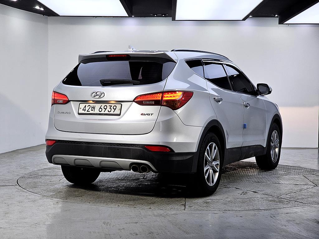 HYUNDAI Santa Fe - Vista 4