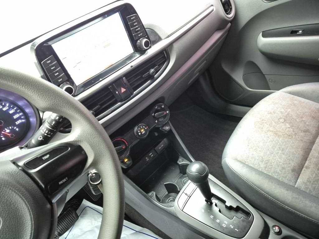 KIA Morning - Vista 10