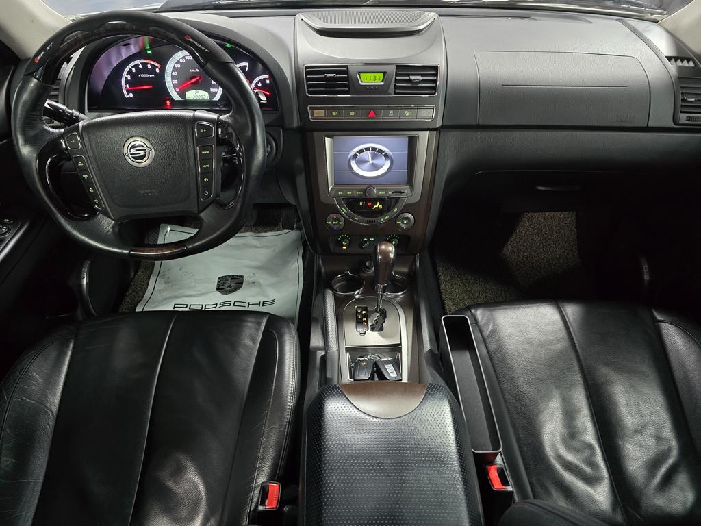 Ssangyong Rexton - Vista 9