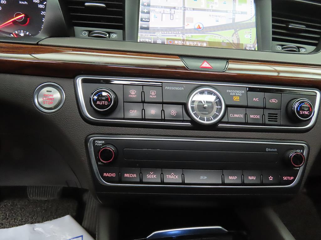 KIA K7 2017 Blanco - Importación desde Corea - HF Imports Iquique - Foto 13