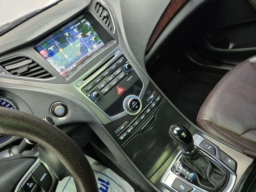 HYUNDAI Grandeur - Vista 10