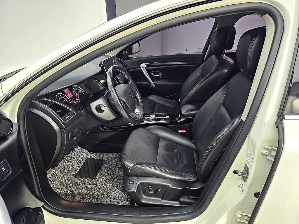 SAMSUNG SM7 - Vista 8