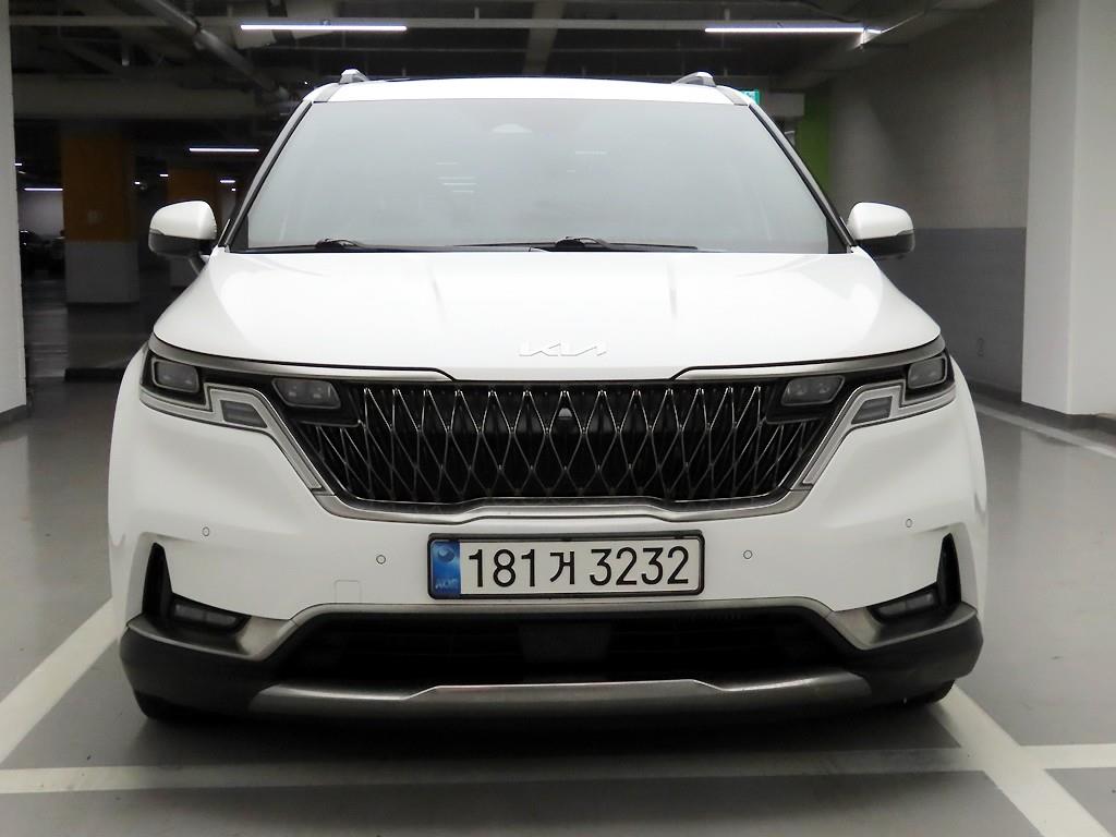 KIA Carnival - Vista 2