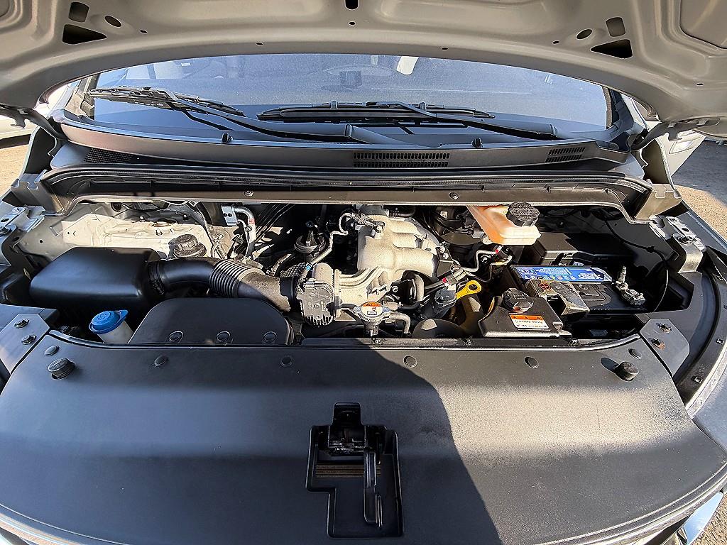 HYUNDAI Starex 2020 Plateado - Importación desde Corea - HF Imports Iquique - Foto 18