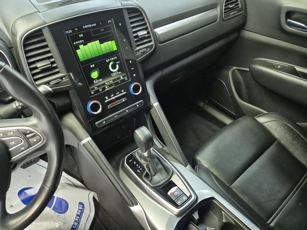 SAMSUNG QM6 - Vista 10