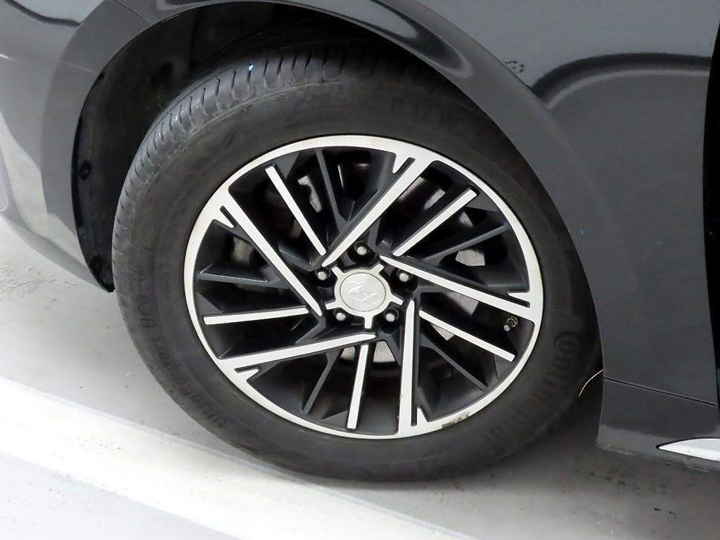 HYUNDAI Grandeur - Vista 7