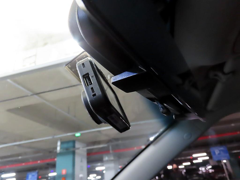 Ssangyong Tivoli 2016 Blanco - Importación desde Corea - HF Imports Iquique - Foto 14