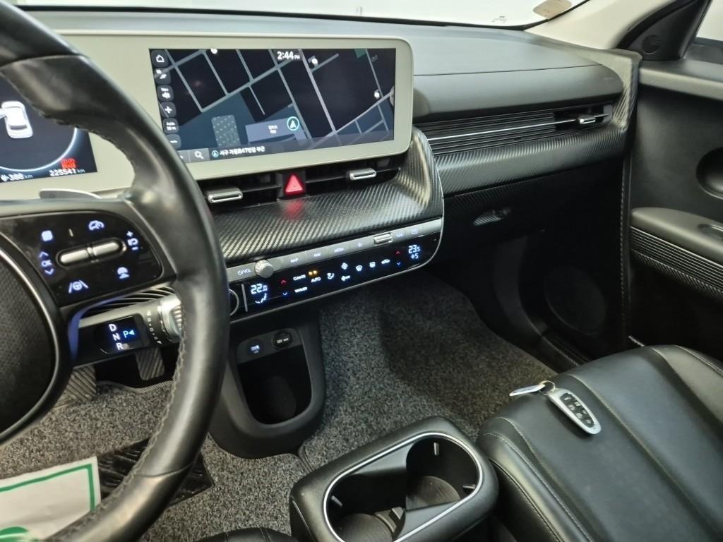 HYUNDAI Ioniq 5 - Vista 10