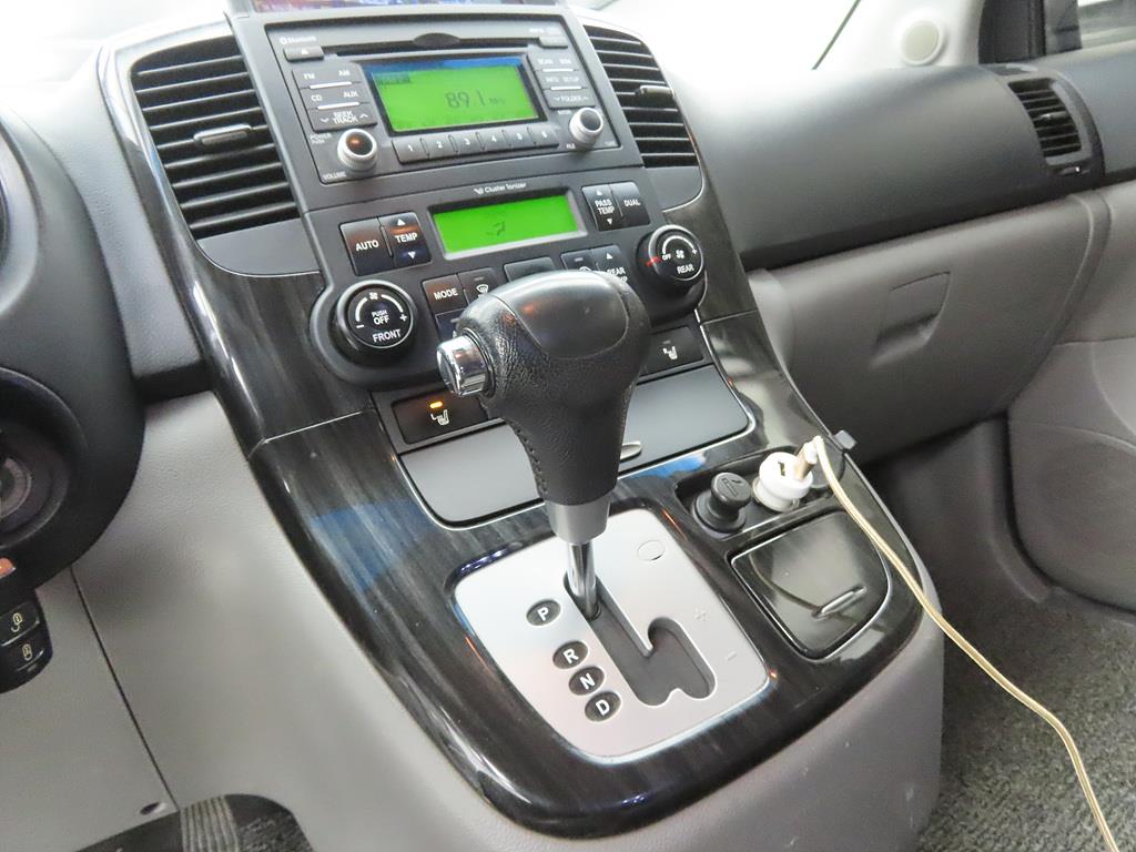 KIA Carnival - Vista 11