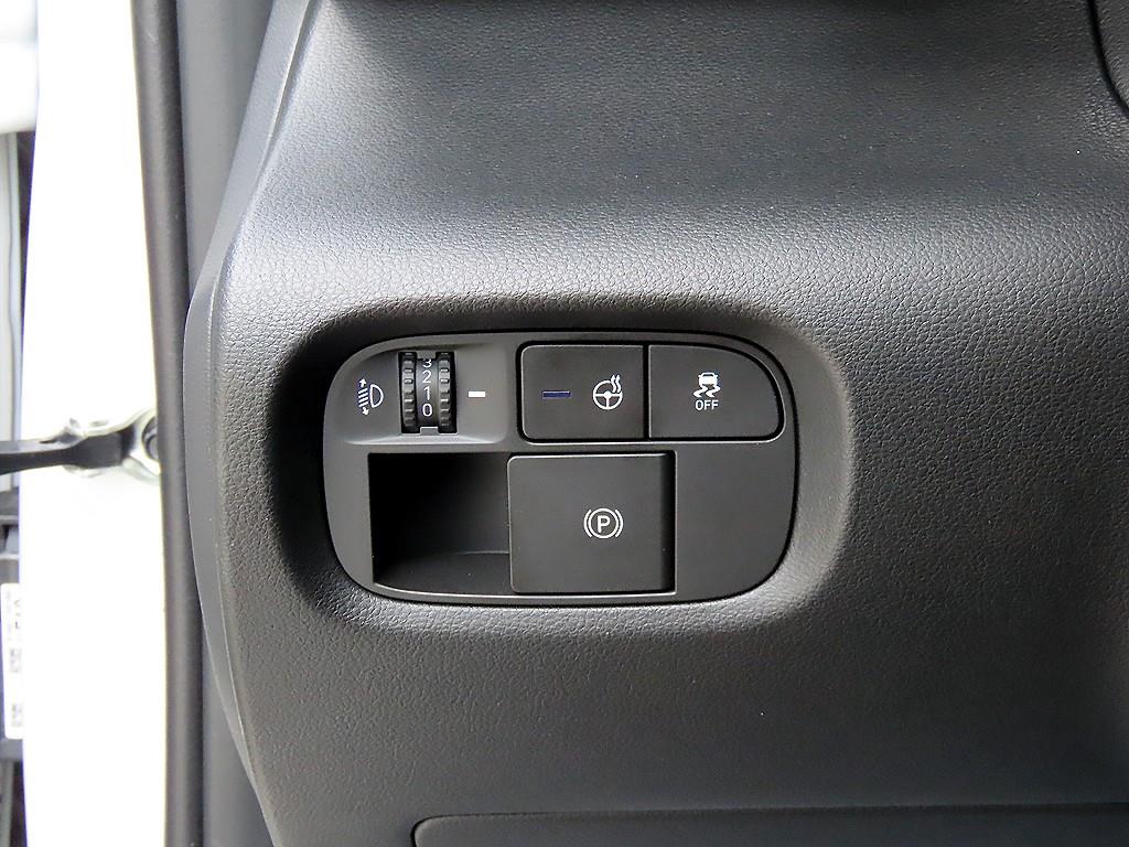 HYUNDAI Casper - Vista 12