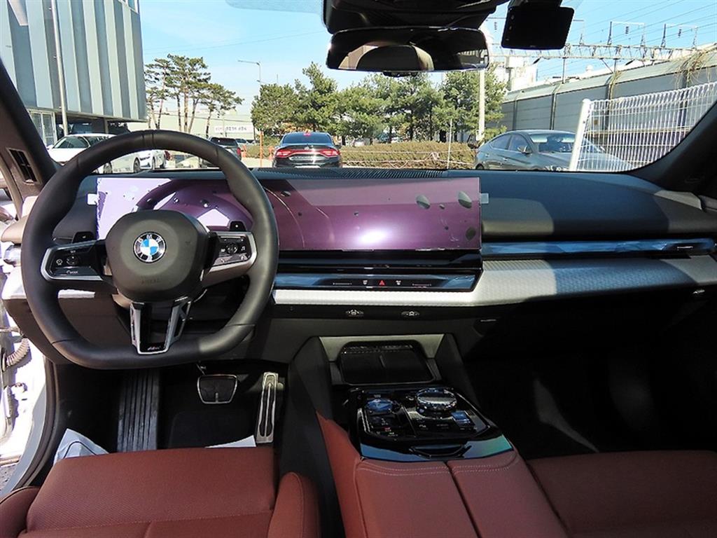 BMW 5 Series - Vista 7