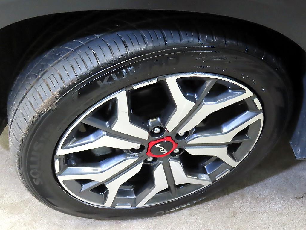 KIA Seltos 2022 Gris - Importación desde Corea - HF Imports Iquique - Foto 20