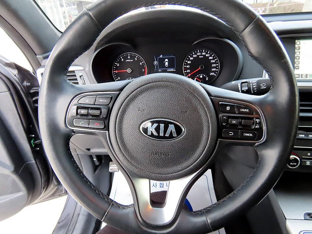 KIA K5 - Vista 8