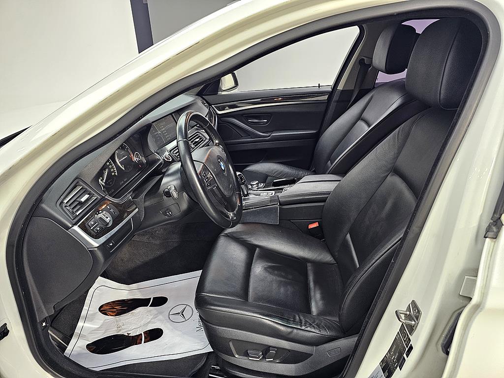 BMW 5 Series - Vista 8