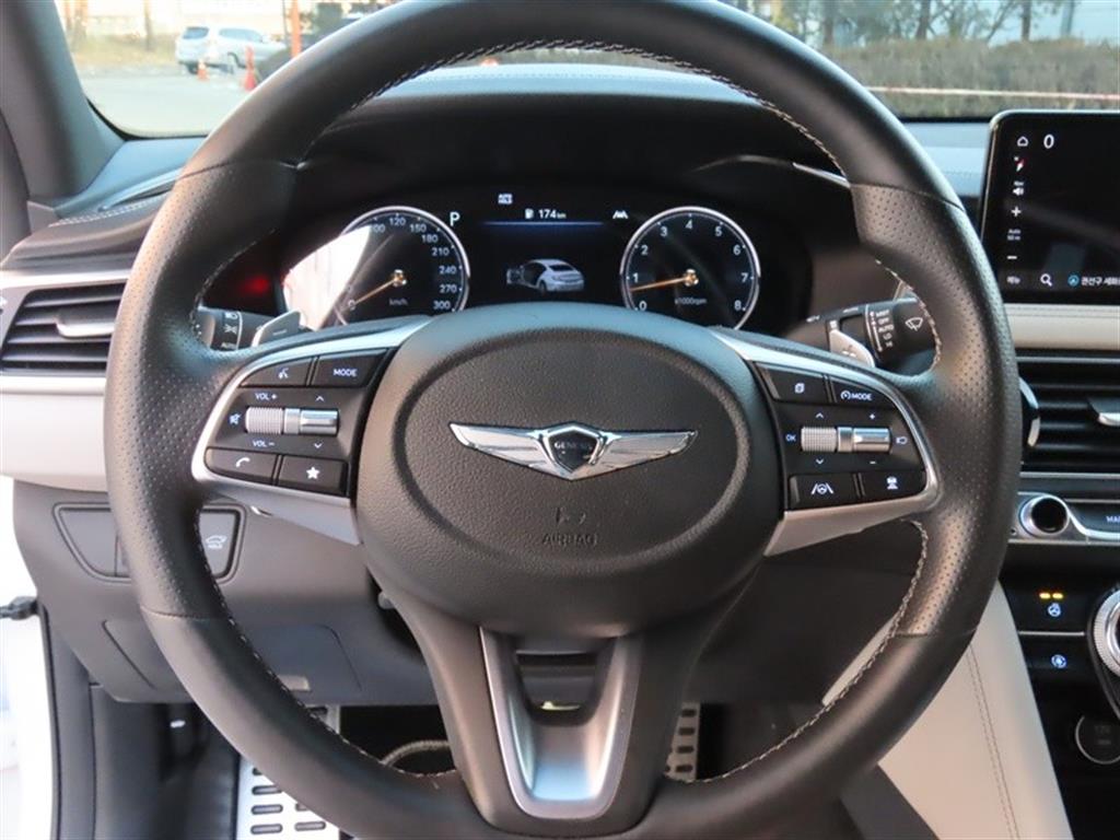 Genesis G70 2021 Blanco - Importación desde Corea - HF Imports Iquique - Foto 9