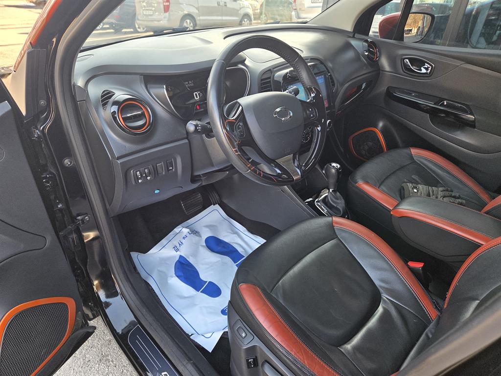 SAMSUNG QM3 - Vista 9