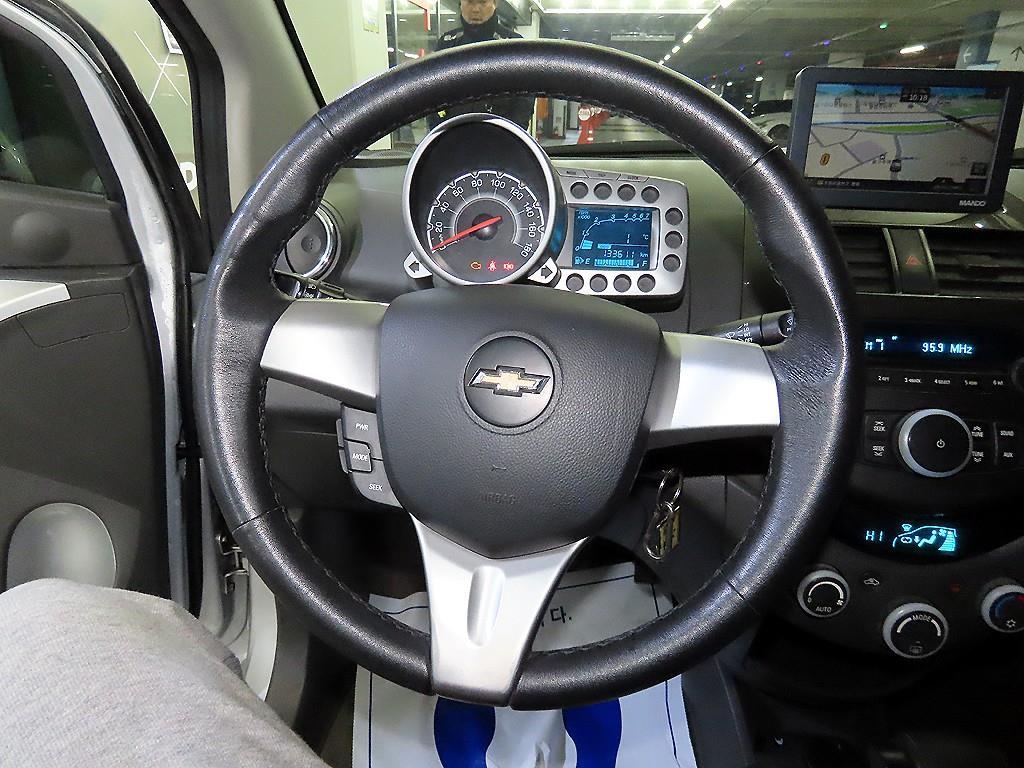 Chevrolet Spark - Vista 8