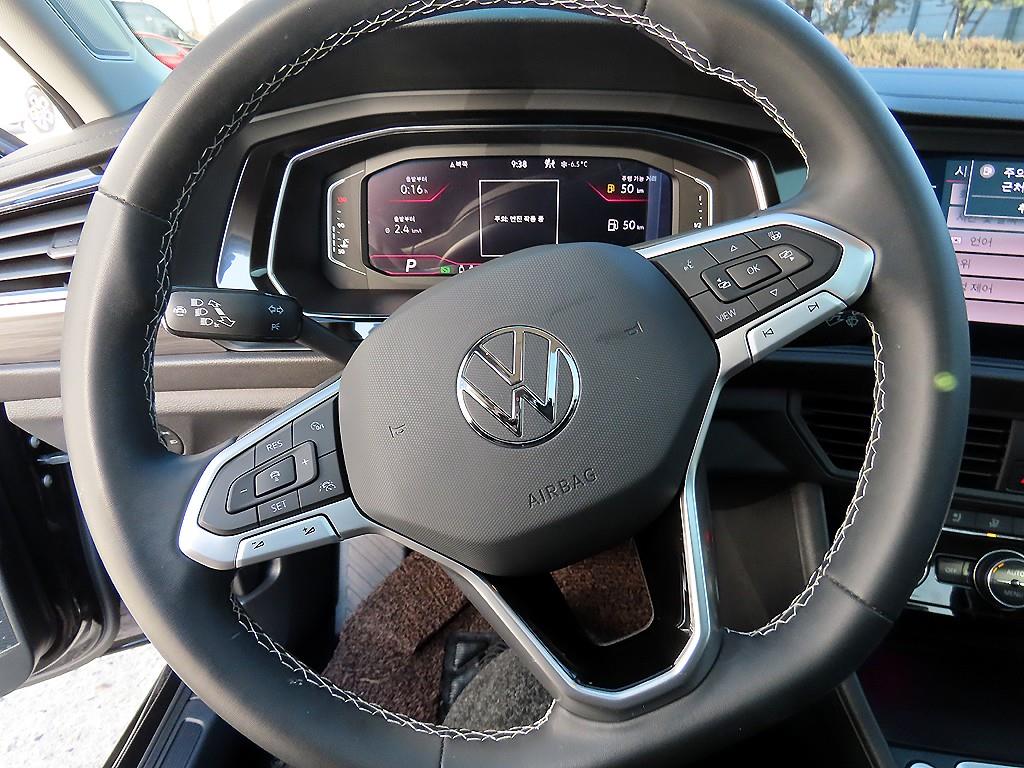 Volkswagen Jetta - Vista 8