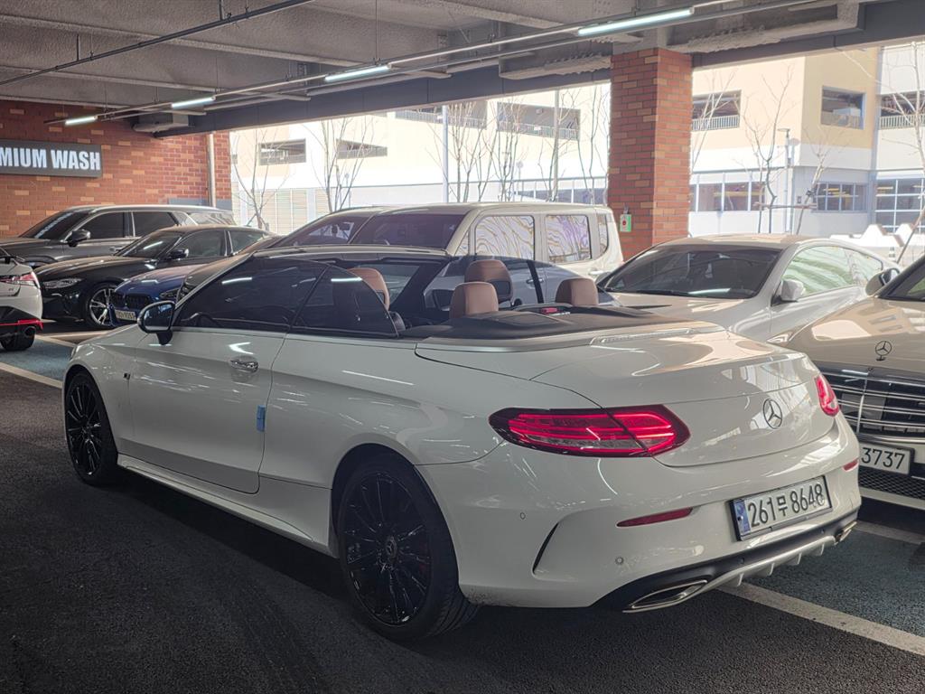 Mercedes Benz C Class - Vista 4