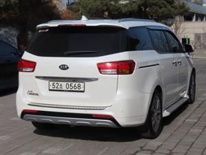 KIA Carnival - Vista 6