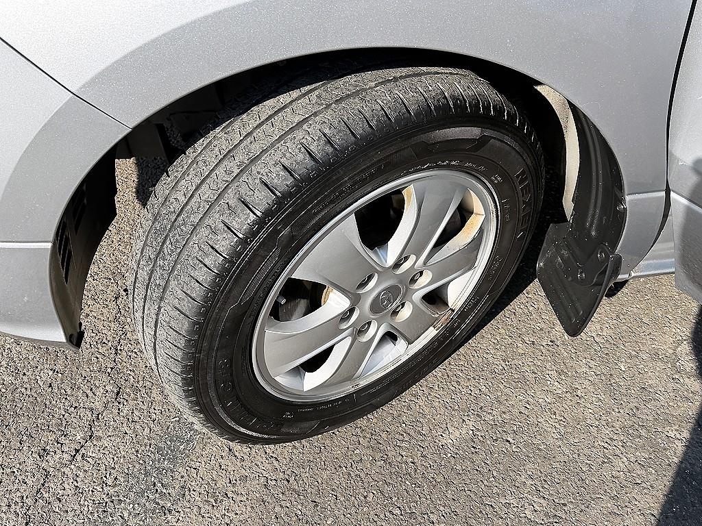 HYUNDAI Starex 2020 Plateado - Importación desde Corea - HF Imports Iquique - Foto 19