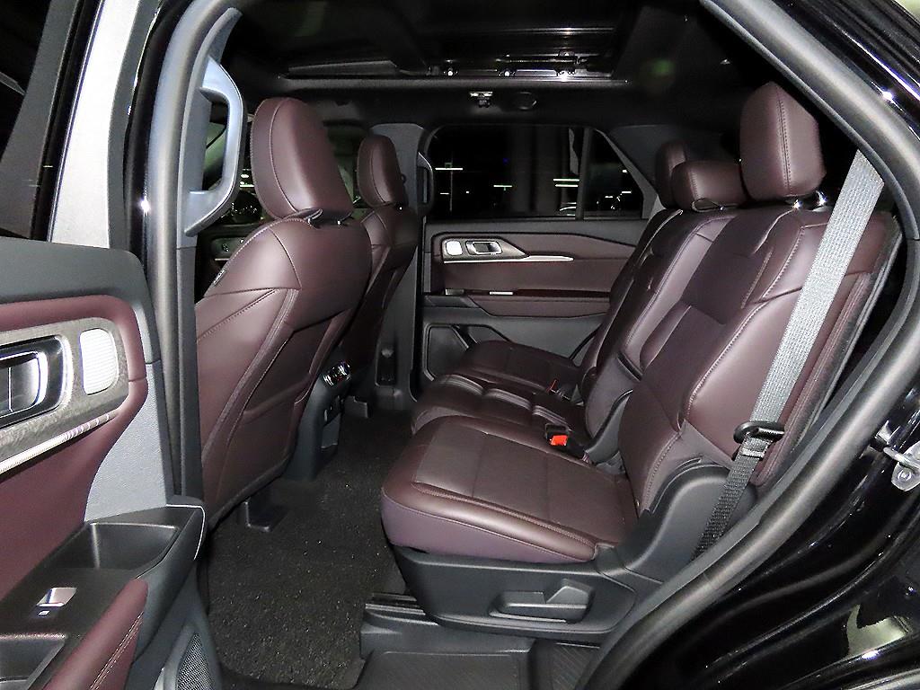 Ford Explorer - Vista 7