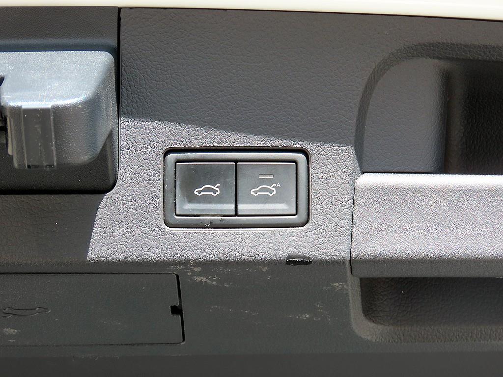 Volkswagen Arteon 2019 Blanco - Importación desde Corea - HF Imports Iquique - Foto 16