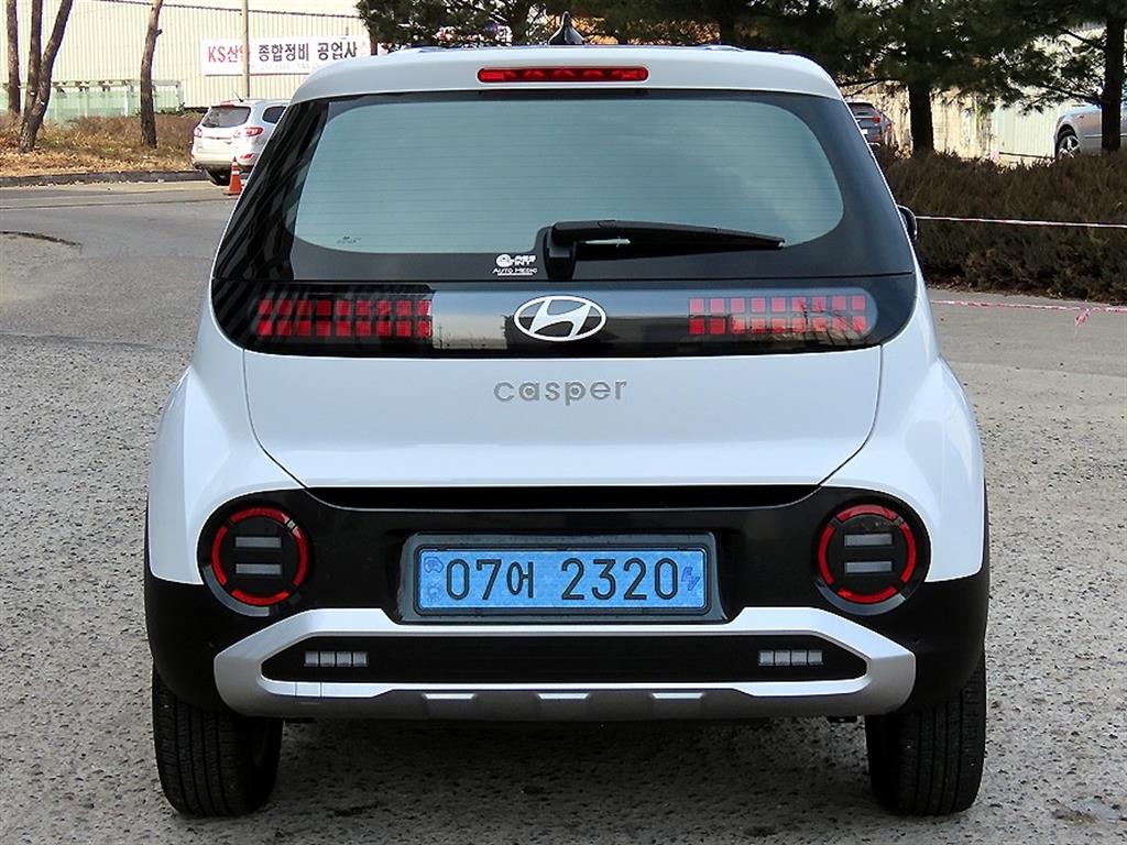 HYUNDAI Casper - Vista 4