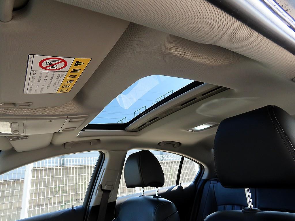 Chevrolet Cruise 2016 Negro - Importación desde Corea - HF Imports Iquique - Foto 18